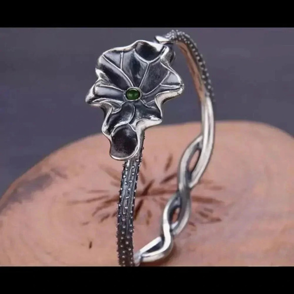 Beautiful bracelet - Picture 1 of 9
